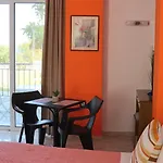 Planet View Apartment *