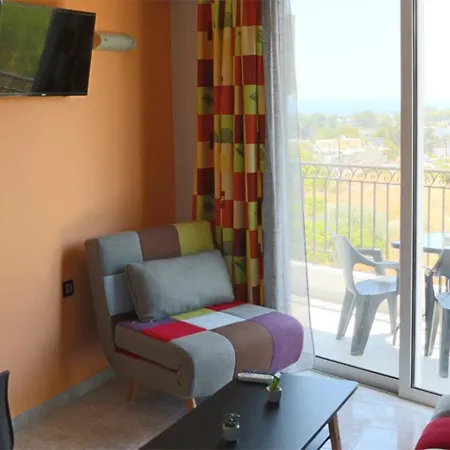 Planet View Apartment