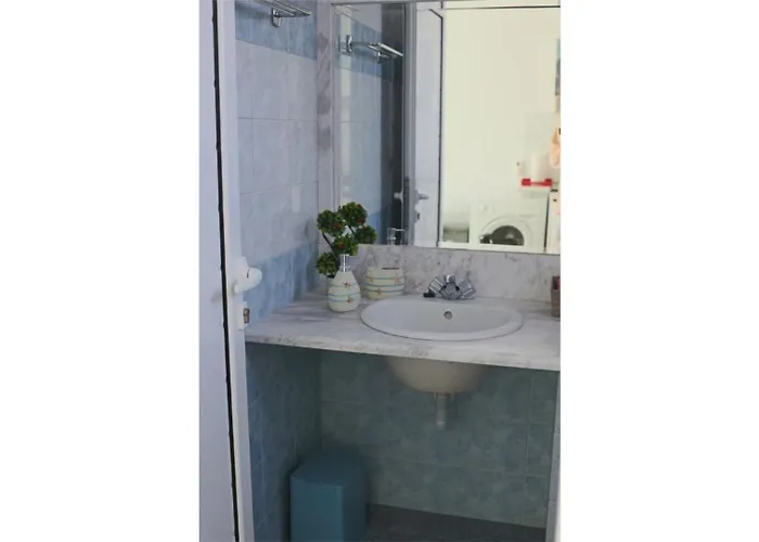 Planet View * 法里拉基