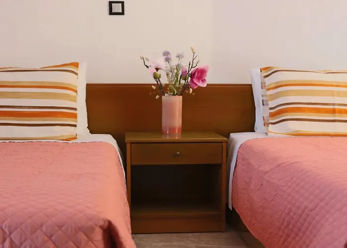 Planet View 公寓 *