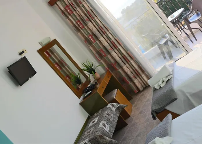 Planet View Φαληράκι